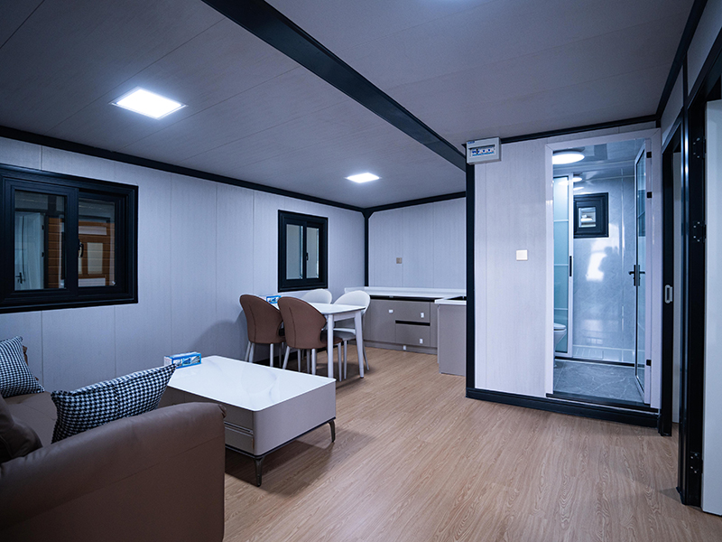 20ft Expandable House With Dual-wing Extension
